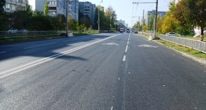 В Дзержинском районе отремонтировали две дороги на Семи ветрах