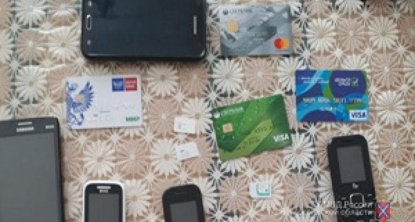 В Волгограде полицейские задержали лжериелторов 