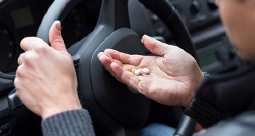 В ГИБДД хотят приравнять ряд лекарств к алкоголю и наркотикам