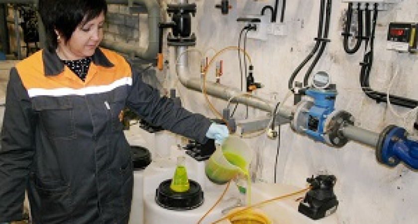 Волгоградцам в батареи пустят жёлто-зелёную воду