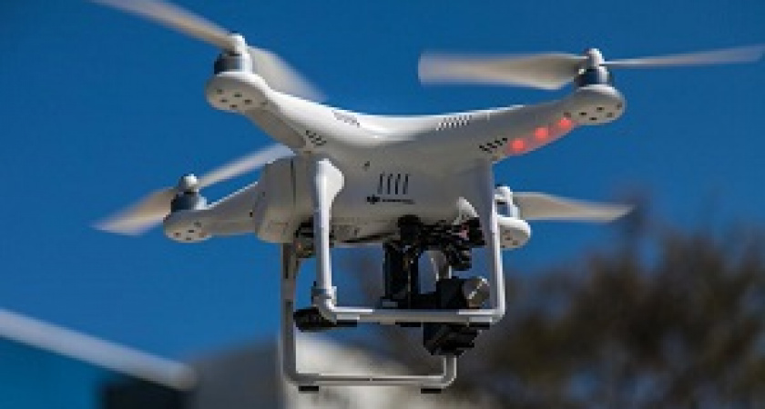 В Госдуме предложили разрешать сбивать дроны над митингами