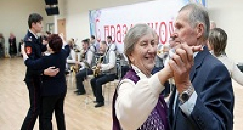 Волгоградцы станцевали на «Сталинградском балу»