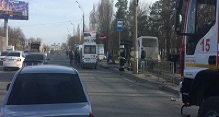 Маршрутка насмерть сбила пешехода в Дзержинском районе