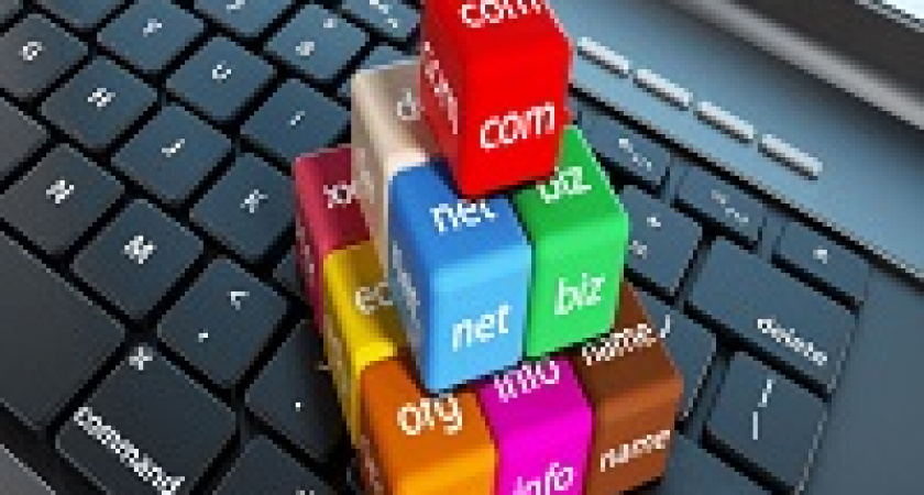 Кто может помочь с регистрацией домена?