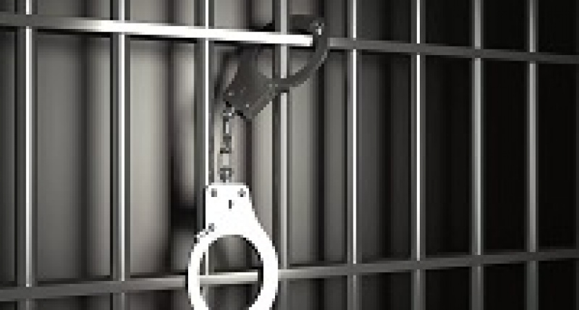 В Волгограде задержали грабителя, вырвавшего у женщины сумку