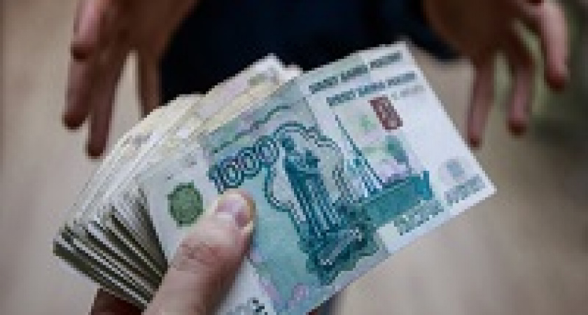 В Волжском пенсионерка отдала мошенницам 170 тысяч рублей за снятие порчи