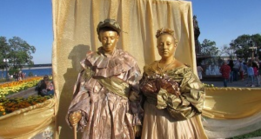 В Волгограде проходит конкурс «живых» скульптур