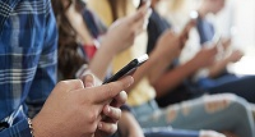 В России могут появиться специальные телефоны для школьников