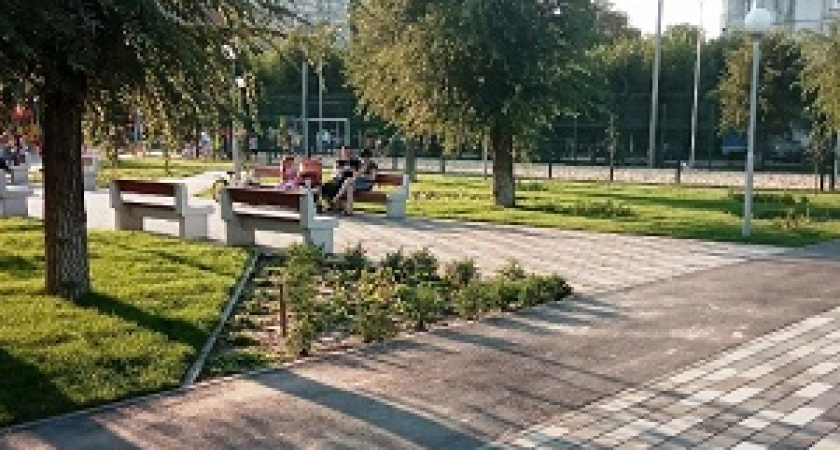 В Кировском районе благоустраивают новый парк