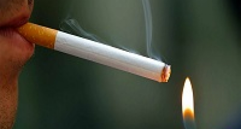 Россиянам запретили курить на балконе