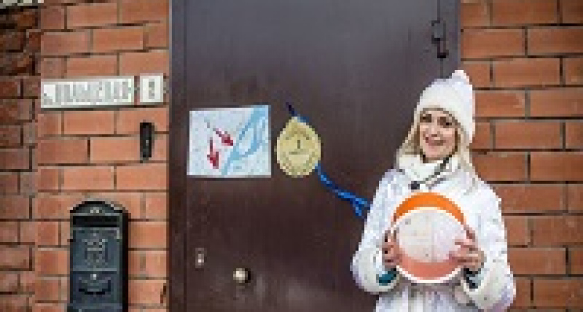 Волгоградским неплательщикам дарят символичные подарки