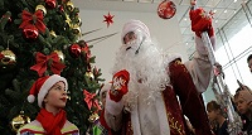 В Волгограде проходят губернаторские елки