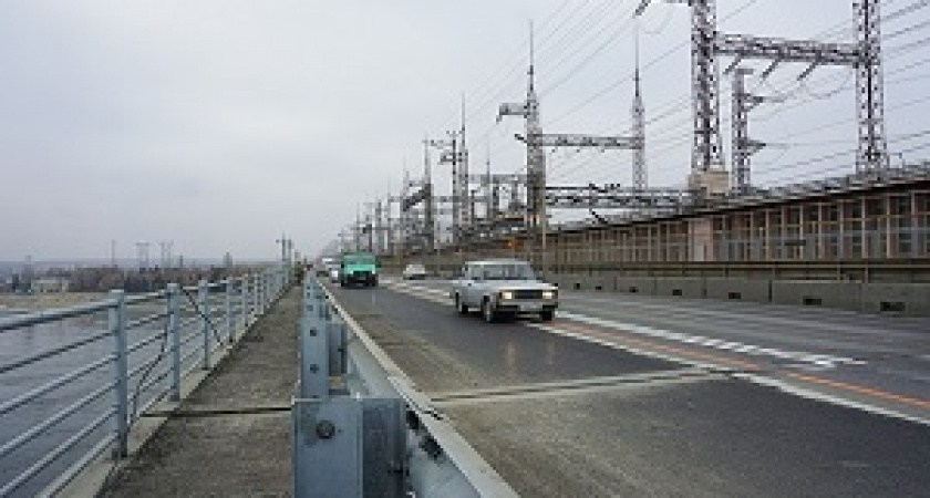 Реконструкция моста через ГЭС возобновится в феврале