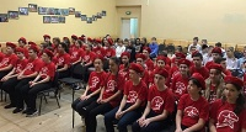 Волгоградские школьники онлайн поздравят ветерана Сталинградской битвы