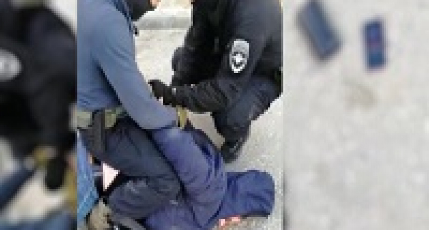 В Волгограде задержали троих наркоторговцев