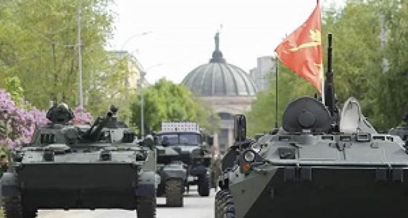 В Волгограде прошла репетиция Парада Победы