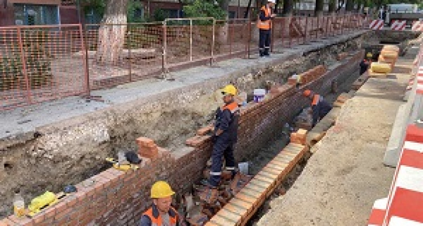 В Ворошиловском районе готовят трубопроводы к замене