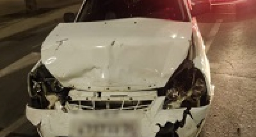 В центре Волгограда пьяный угонщик врезался в четыре машины