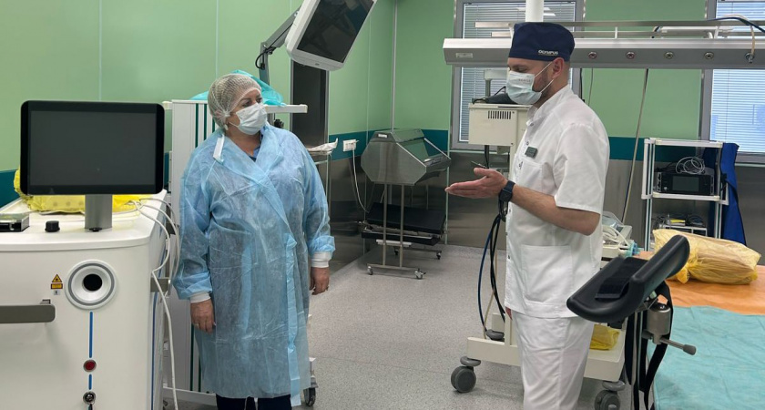 Наталья Семёнова оценила новое отделение 25-й больницы: высокие технологии для пациентов Волгограда