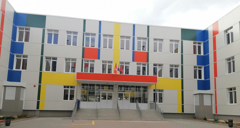 Внезапно уволившийся директор 123-й школы Волгограда объяснил свой уход: ничего примечательного