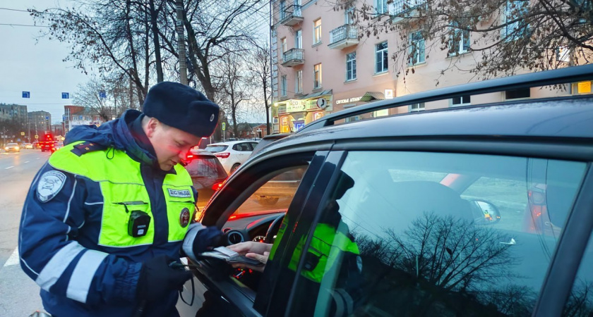 Какой цвет автомобиля самый безопасный для вождения?