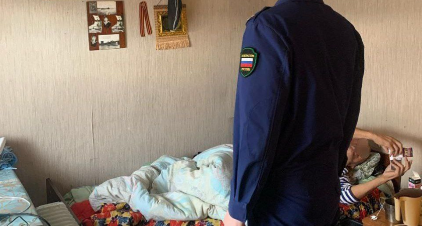 Одинокий отец-инвалид военного наконец начал получать помощь: прокуратура Волгоградской области провела проверку