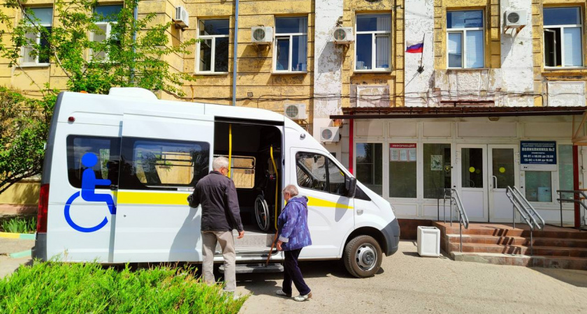 Волгоградцы активно пользуются социальным такси: с начала года выполнено более 1,2 тысячи поездок