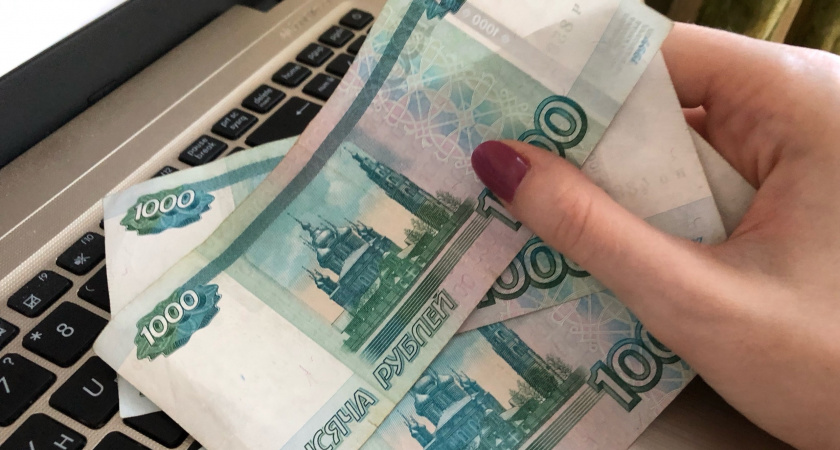 Независимо от дохода. С июня к пенсии добавят по 2900 рублей - пенсионеры ликуют