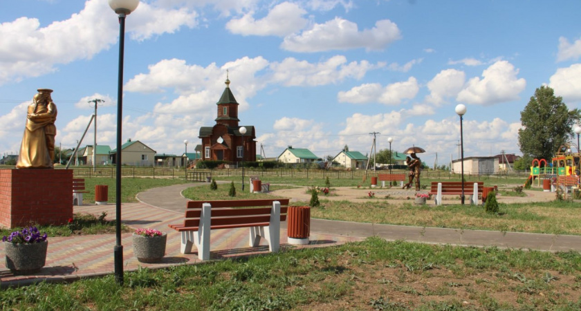 Волгоградская область делает ставку на село – новый ФОК уже стал центром жизни в Жирновском районе