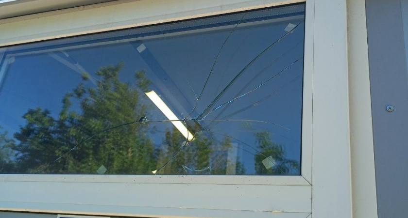В Волгограде разбили туалет в центре города — камеры молчат