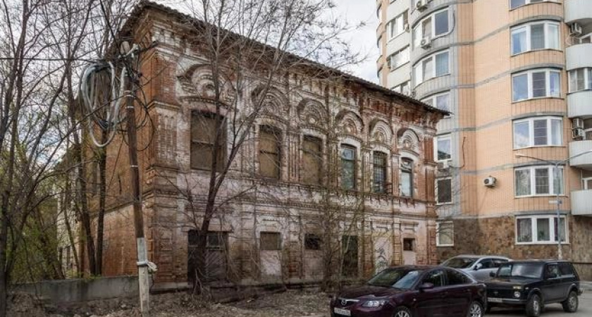 В Волгограде выставили на продажу особняк с прошлым: в доме купца Ищенко были вытрезвитель и отдел проверок