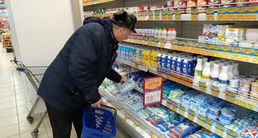 Как продавцы в "Пятёрочке" нагревают бедных пенсионеров? Такой хитрый трюк каждый день проворачивают с вашими деньгами