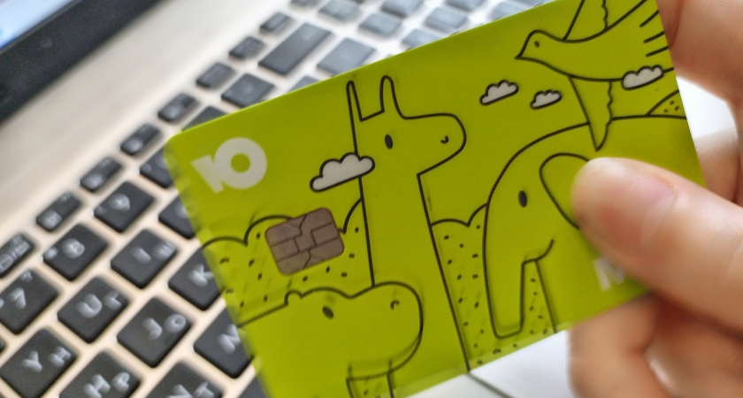 Сбербанк продлевает срок действия карт Visa и MasterCard, истекающих с мая 2025 года