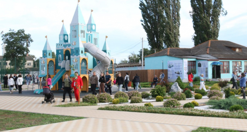 В Волгоградской области открылся новый парк: «Железнодорожный» стал точкой притяжения для всех поколений