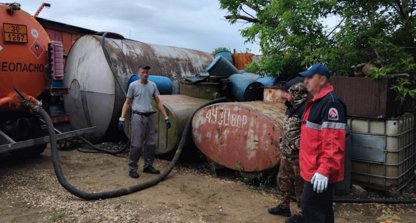 В Волгоградской области задержали семейную банду: воровали нефть и угоняли машины