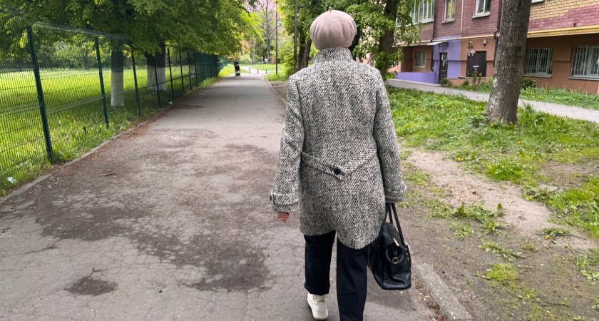 Пенсионерам назвали одну справку, которая повысит их пенсию на 4500 рублей с июля