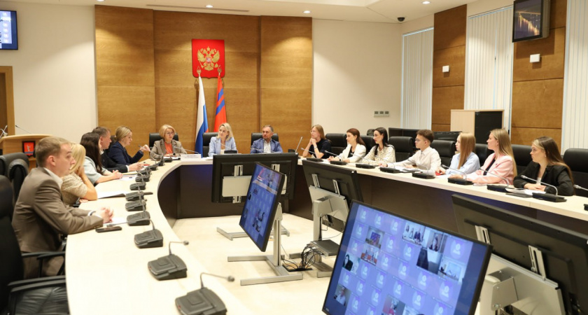 Волгоградская область расширяет сеть молодёжных парламентов — на очереди Котово и Серафимович