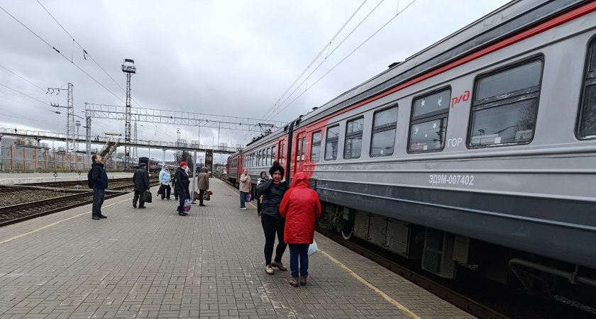 В вагон заходят, как на каторгу: проводницы РЖД ненавидят популярные рейсы в эти города России