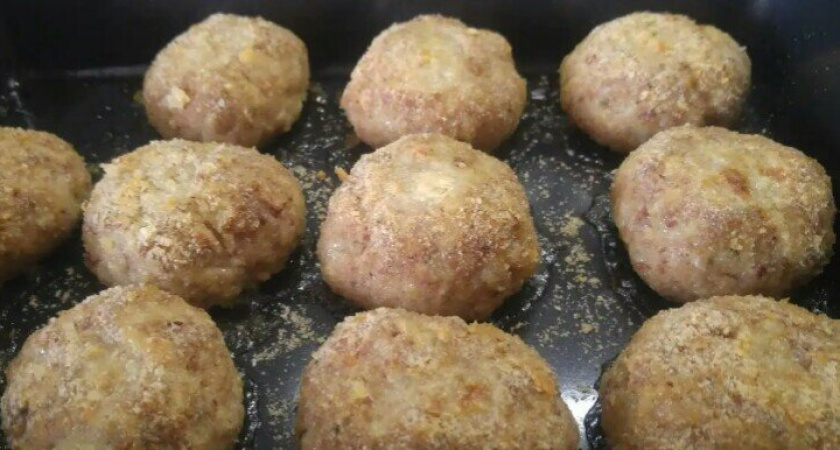 Не на сковороде: жарим котлеты в духовке так — на выходе гора вкусноты — воздушные и сочные