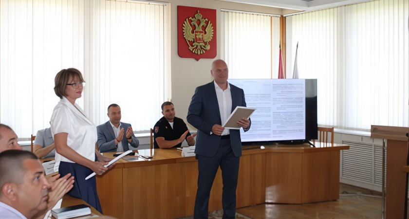 В Волгограде обсудили тепло на Бахтурова и подготовку к зиме: Воробьёв подключился к планёрке в Красноармейском районе