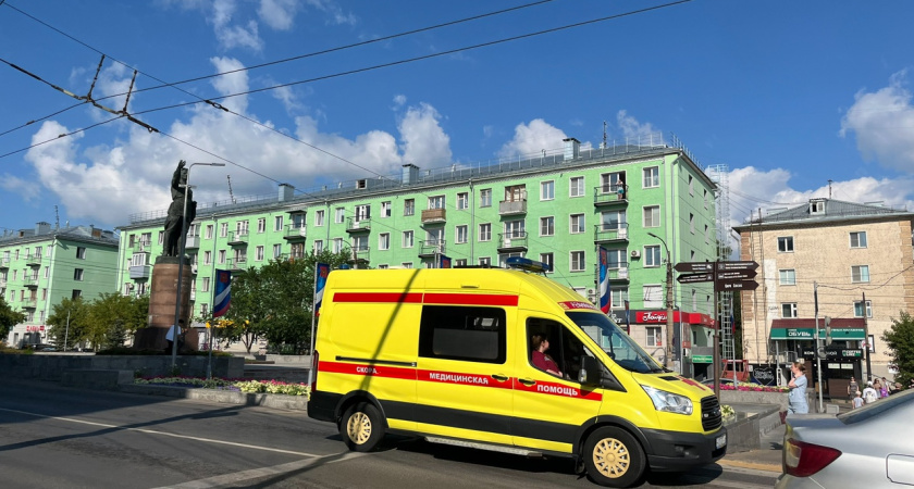 В Волжском в ДТП пострадал случайный прохожий