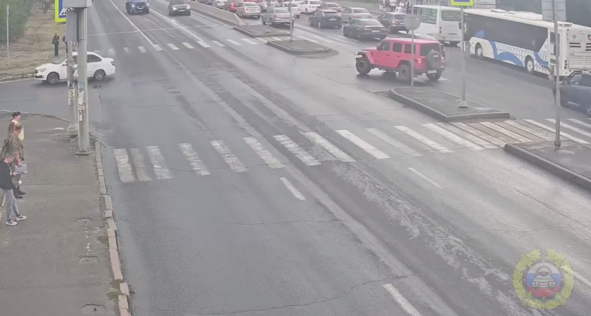 В Волгоградской области водитель на «Гранте» врезалась в ЛЭП