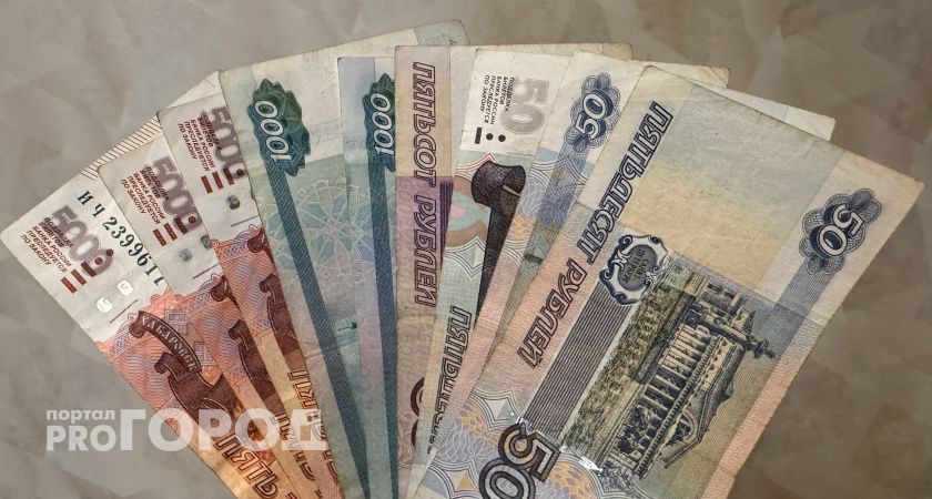 Медианная зарплата волгоградцев не дотянула до 50 тысяч