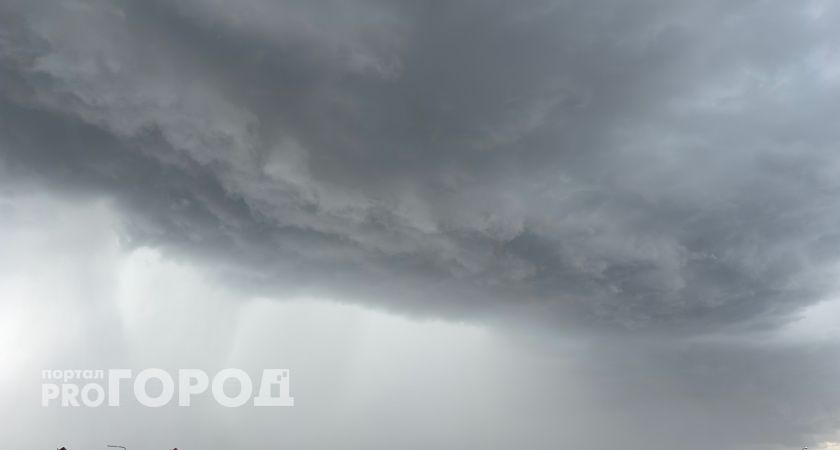 Волгоград накрыла пыльная буря из Туркменистана