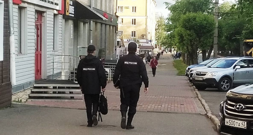 Почти 2 млн рублей потеряла жительница Волгограда из-за мошенников