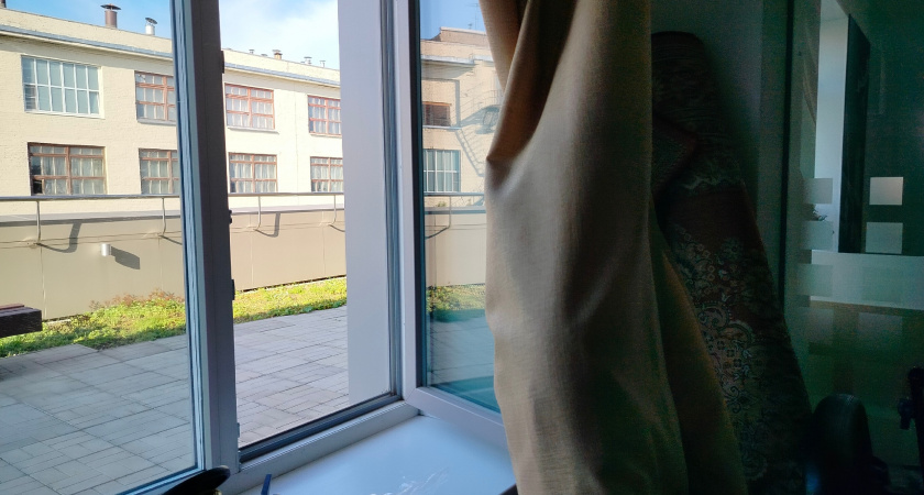 1 ч. ложка в ведро — и окна сияют бриллиантом до поздней осени: копеечный трюк для ленивых