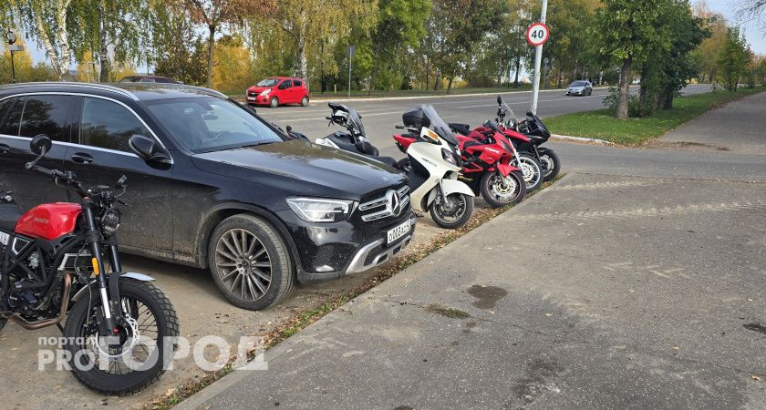 За парковку в Волжском придется платить: власти разработали новый регламент