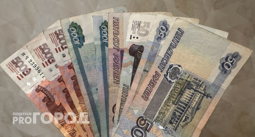 Волгоградцам пособия на детей перечислят раньше из-за праздников: объявлены новые даты 