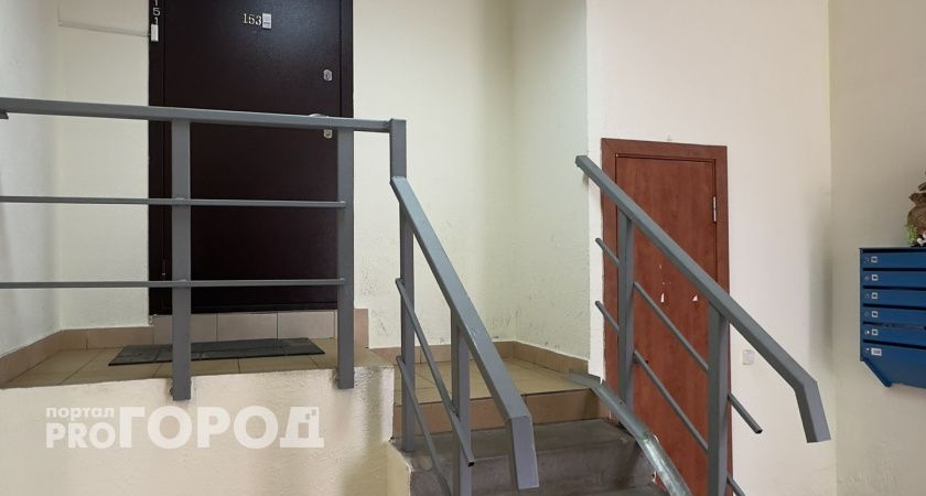 В домах Волгоградской области ремонтируют сразу 39 подъездов 