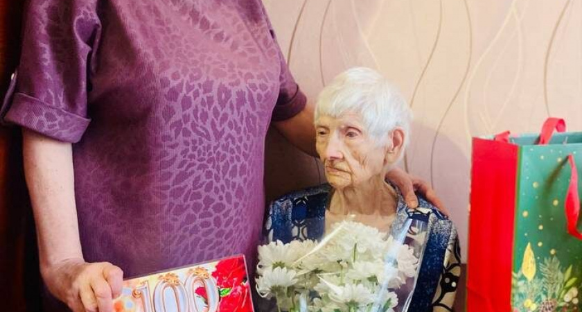 Камышанка Идия Бурова отмечает вековой день рождения